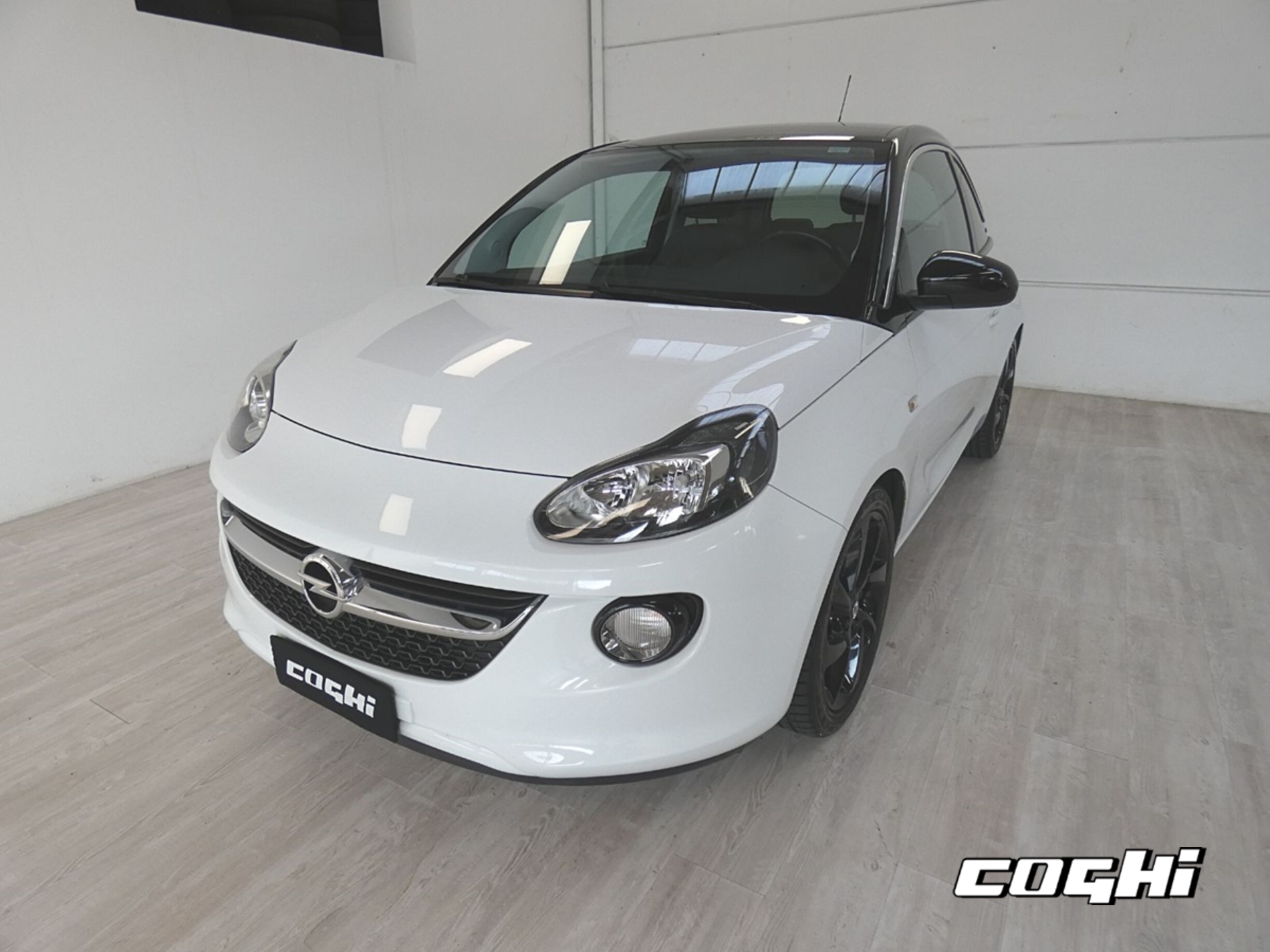 Opel Adam 1.2 70 CV Slam 