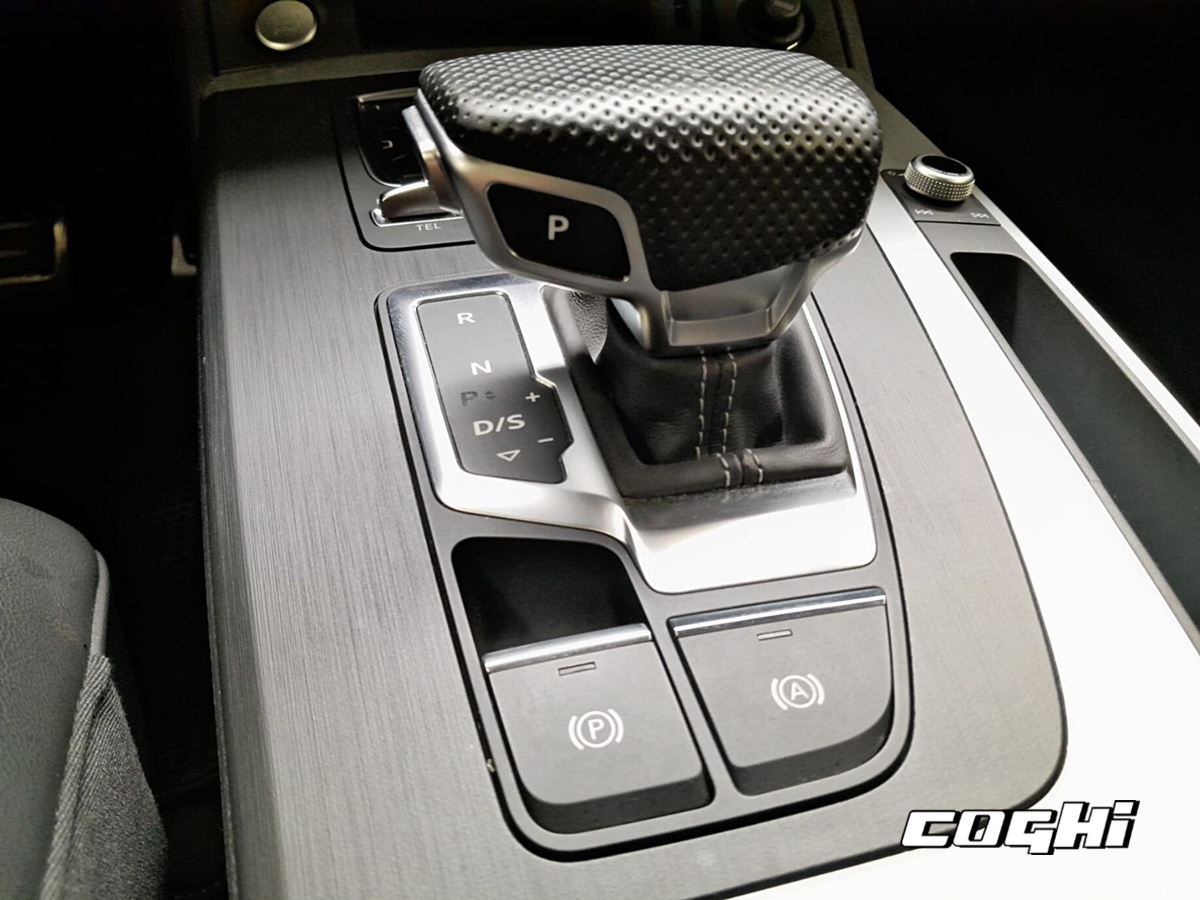 Audi Q5 40 TDI quattro S tronic S line plus + SECONDO TRENO DI GOMME CON CERCHI foto 13