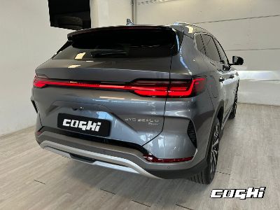 BYD Seal U DM-i 1.5 218 CV PHEV Comfort foto 3