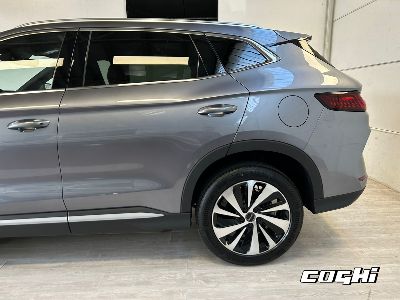 BYD Seal U DM-i 1.5 218 CV PHEV Comfort foto 2