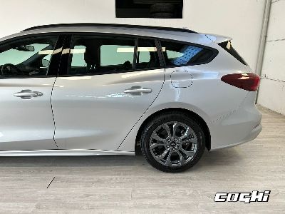 FORD Focus 1.0 EcoBoost Hybrid 125 CV Powershift SW ST-Line foto 4