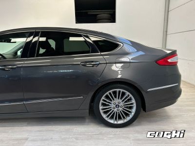 FORD Mondeo Full Hybrid 2.0 187 CV eCVT 4 porte Vignale foto 2