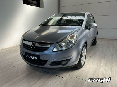 OPEL Corsa 1.2 5 porte Cosmo