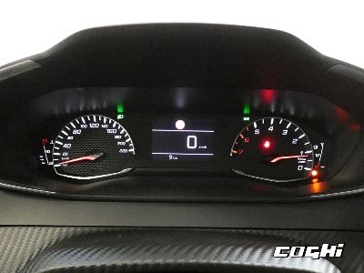 Peugeot 2008 Hybrid 136 e-DCS6 Allure  foto 9