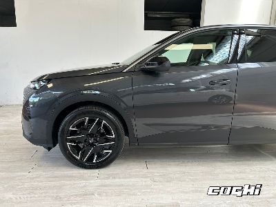 PEUGEOT 3008 Hybrid 145 e-DCS6 Allure foto 2