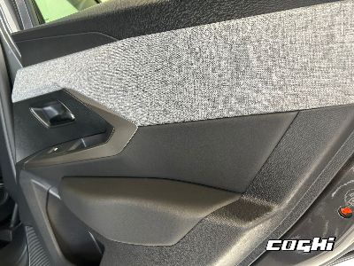 PEUGEOT 3008 Hybrid 145 e-DCS6 Allure foto 12