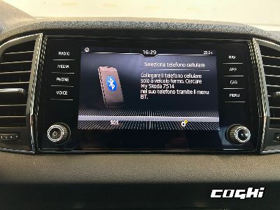 SKODA Karoq 1.0 TSI 110 CV Executive foto 6