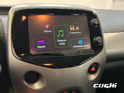 TOYOTA Aygo 1.0 VVT-i 69 CV 3 porte x-play MMT foto 11