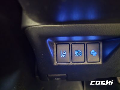 TOYOTA Yaris 1.5 Hybrid 5 porte Trend "Blue Edition" foto 17