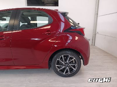 TOYOTA Yaris 1.5 Hybrid 5 porte Trend foto 4