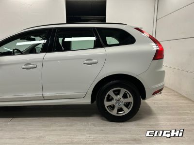 VOLVO XC60 D3 Geartronic Kinetic IVA ESPOSTA  foto 5